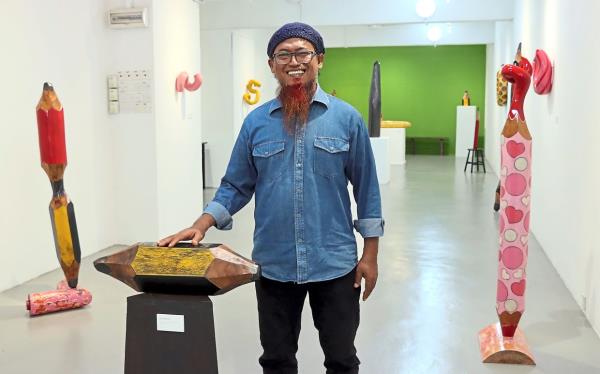 ‘Like the act of sharpening a pencil. Having a positive imagination is important because it affects the way we think and how we make decisions in life,’ says Daud. Photo: The Star/William Gary 