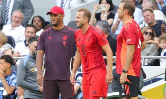 Vincent Kompany and Harry Kane during Bayern’s pre-season friendly at Tottenham